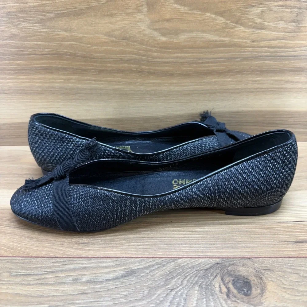 Salvatore Ferragamo Varina Raffia Woven Flats 10 B Womens Black Bow Slip On